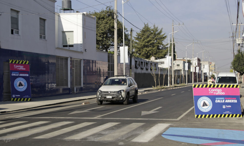 Eduardo Rivera Entrega La Rehabilitaci N De La Calle Oriente Cinco