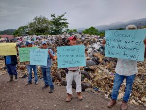 Vecinos de Cuetzalan aprovechan para pedir cuentas a sus autoridades municipales 