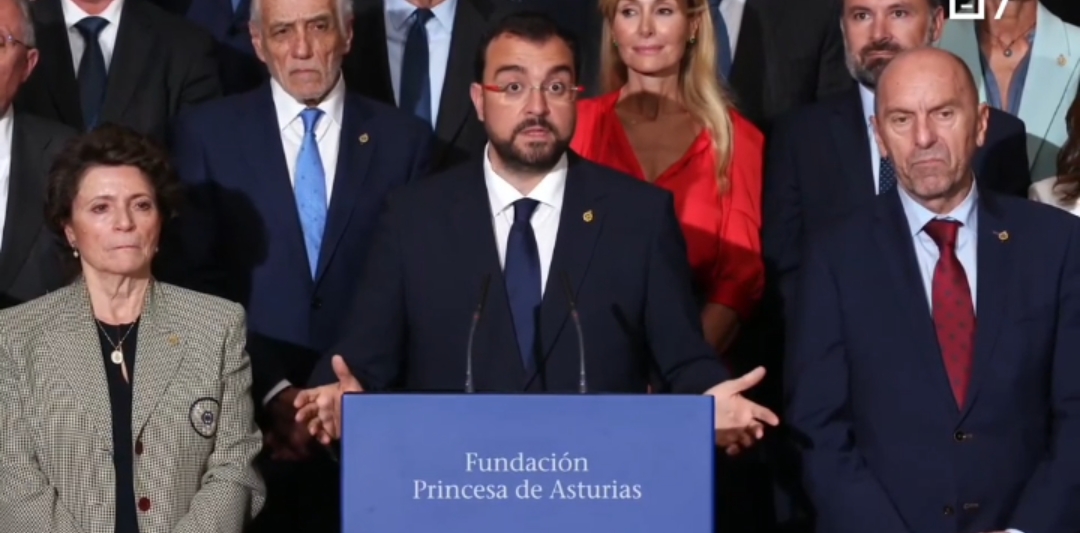Adrián Borbón