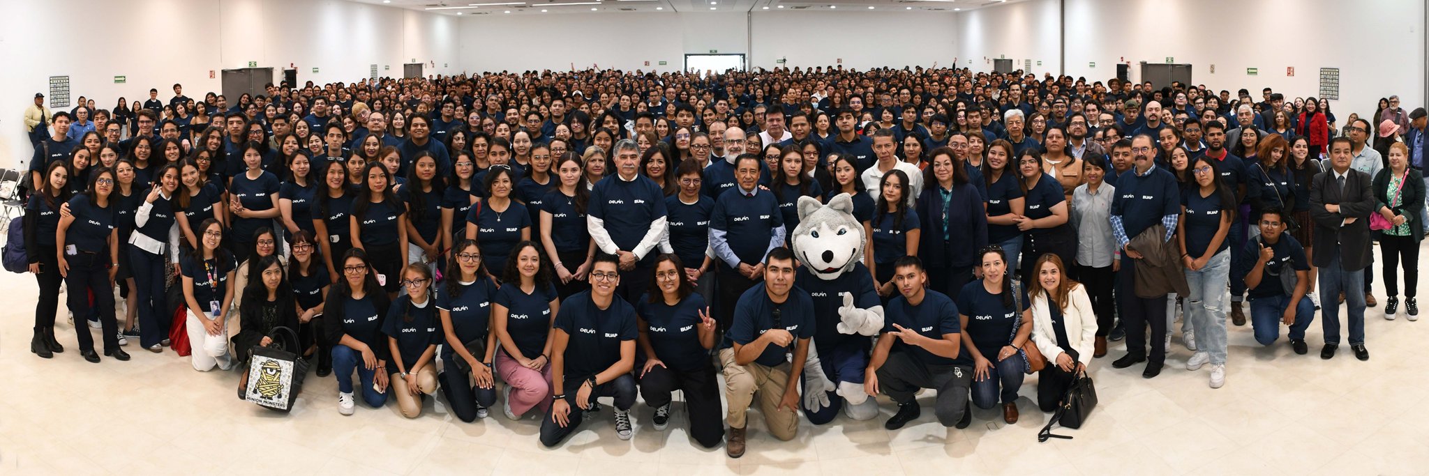 Nuevos estudiantes "lobos"