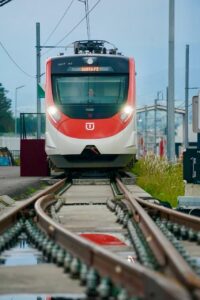 Tren interurbano
