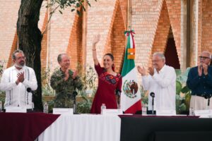 Claudia Sheinbaum y el presidente AMLO 