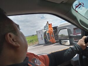 Uno de los camiones accidentados