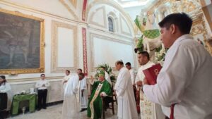 Monseñor Sánchez Espinosa, encabezó reuniones