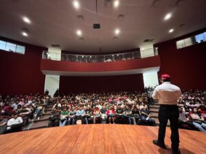 En auditorios fueron escuchados