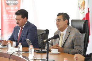 Tradicional conferencia de los lunes