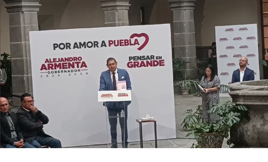 Conferencia del Gobernador Electo de Puebla