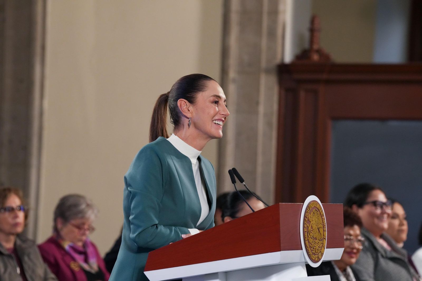 Conferencia en Palacio Nacional