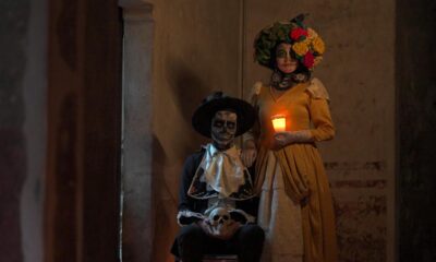 Pareja de muertos