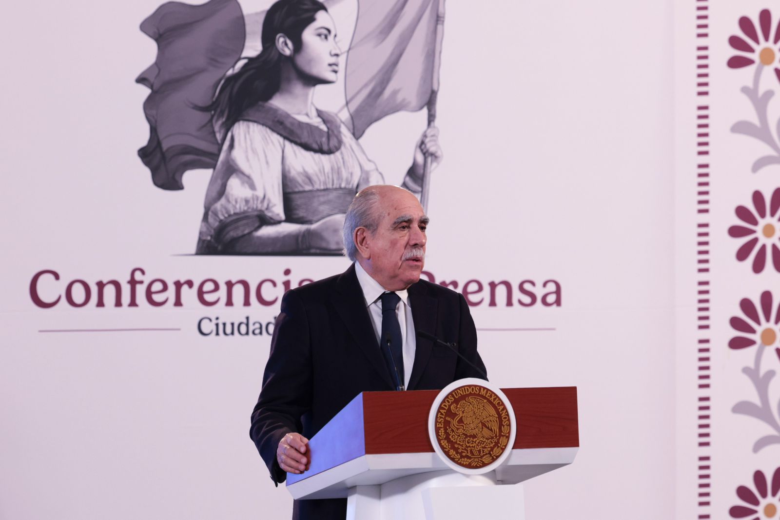 Pablo Gomez Alvarez titular de la UIF