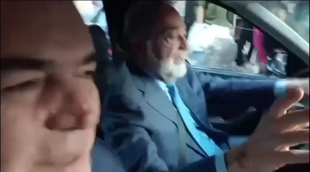 El Magnate conducía su auto