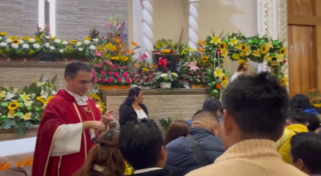 Varias misas de desarrollaron este lunes.