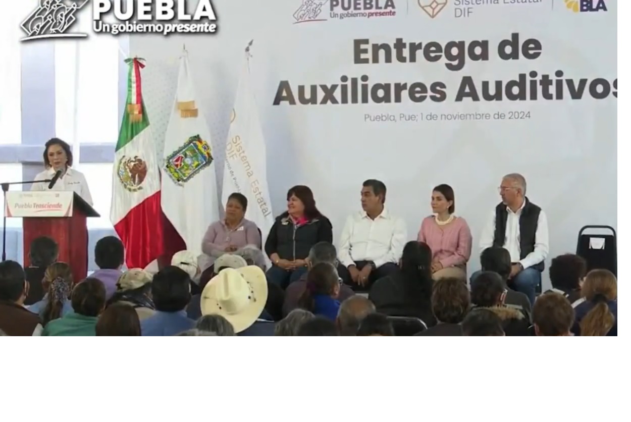 Ceremonia del Sistema Estatal DIF