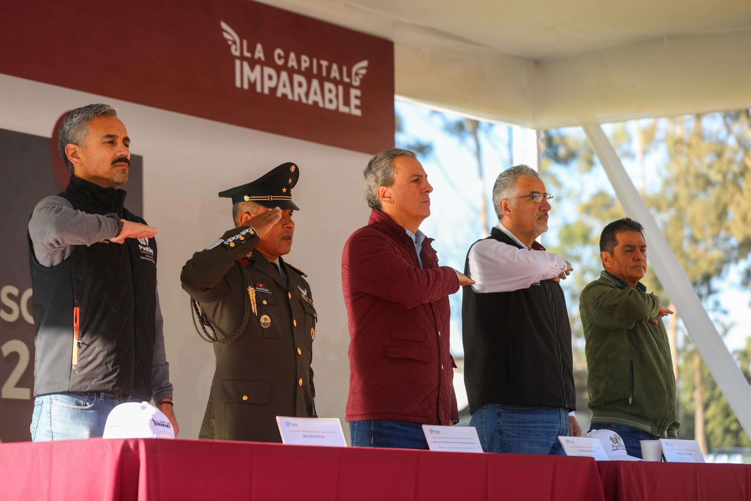 El Sorteo inició con honores a la bandera