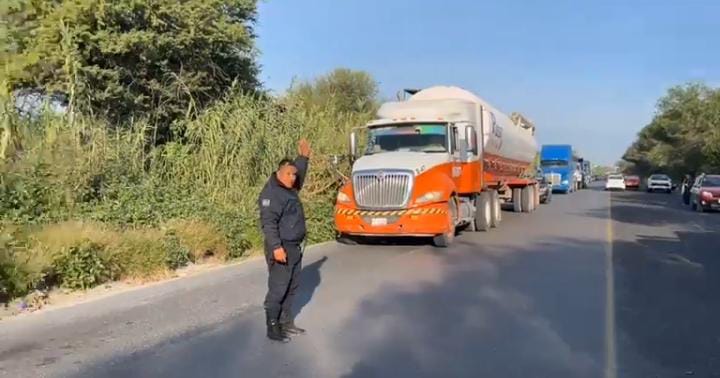 La carretera se cerró momentáneamente