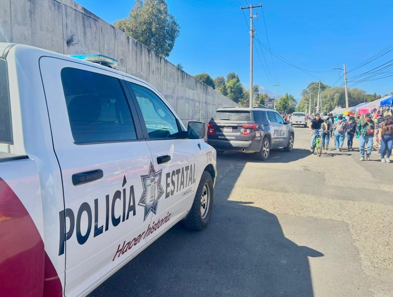 Policía en los alrededores