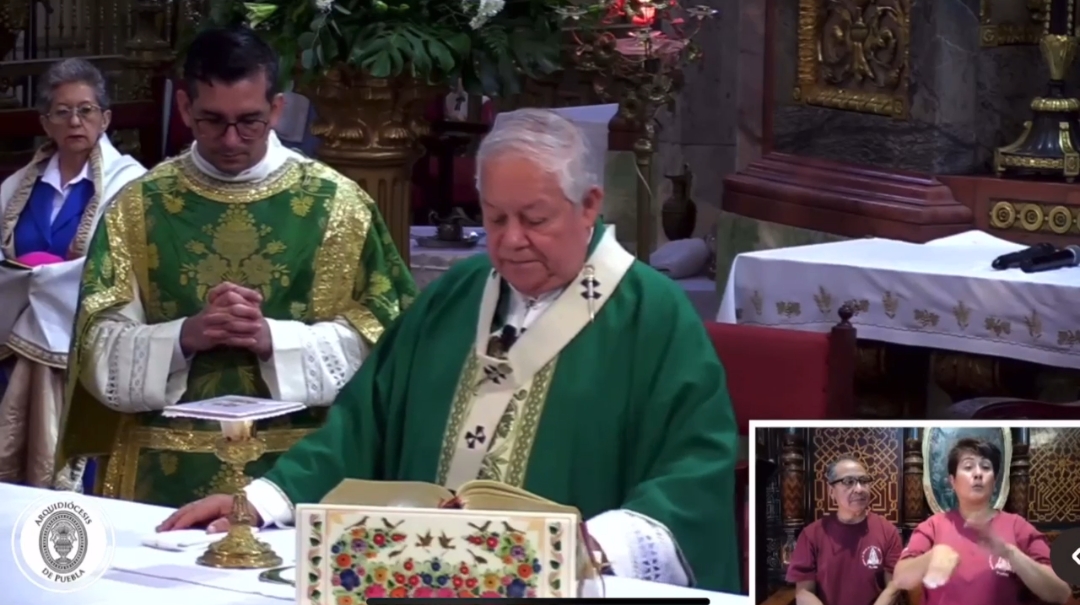 Monseñor recordó a Lupita Reyes y Armando Meléndez