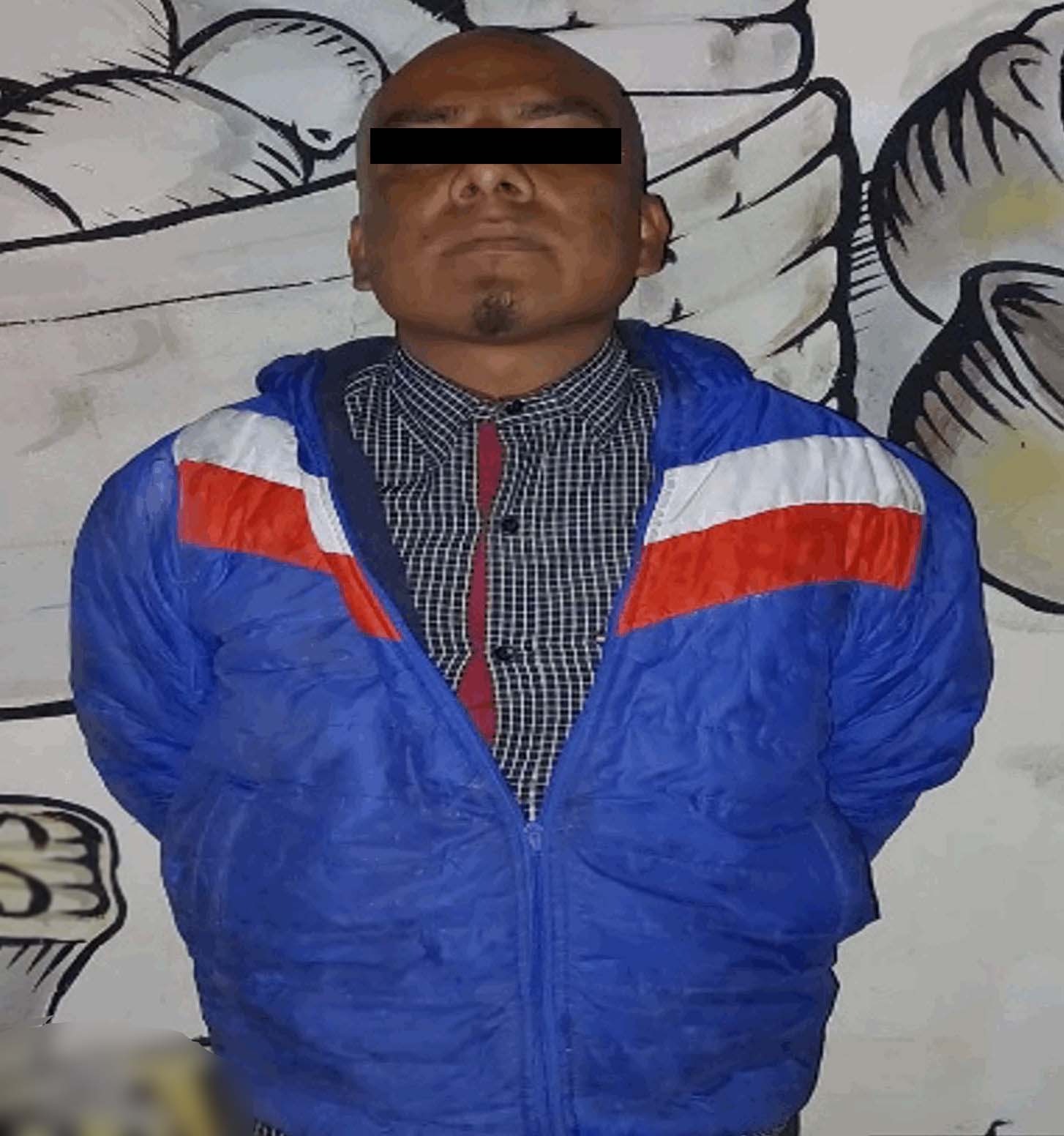 Por "peleonero" fue encerrado