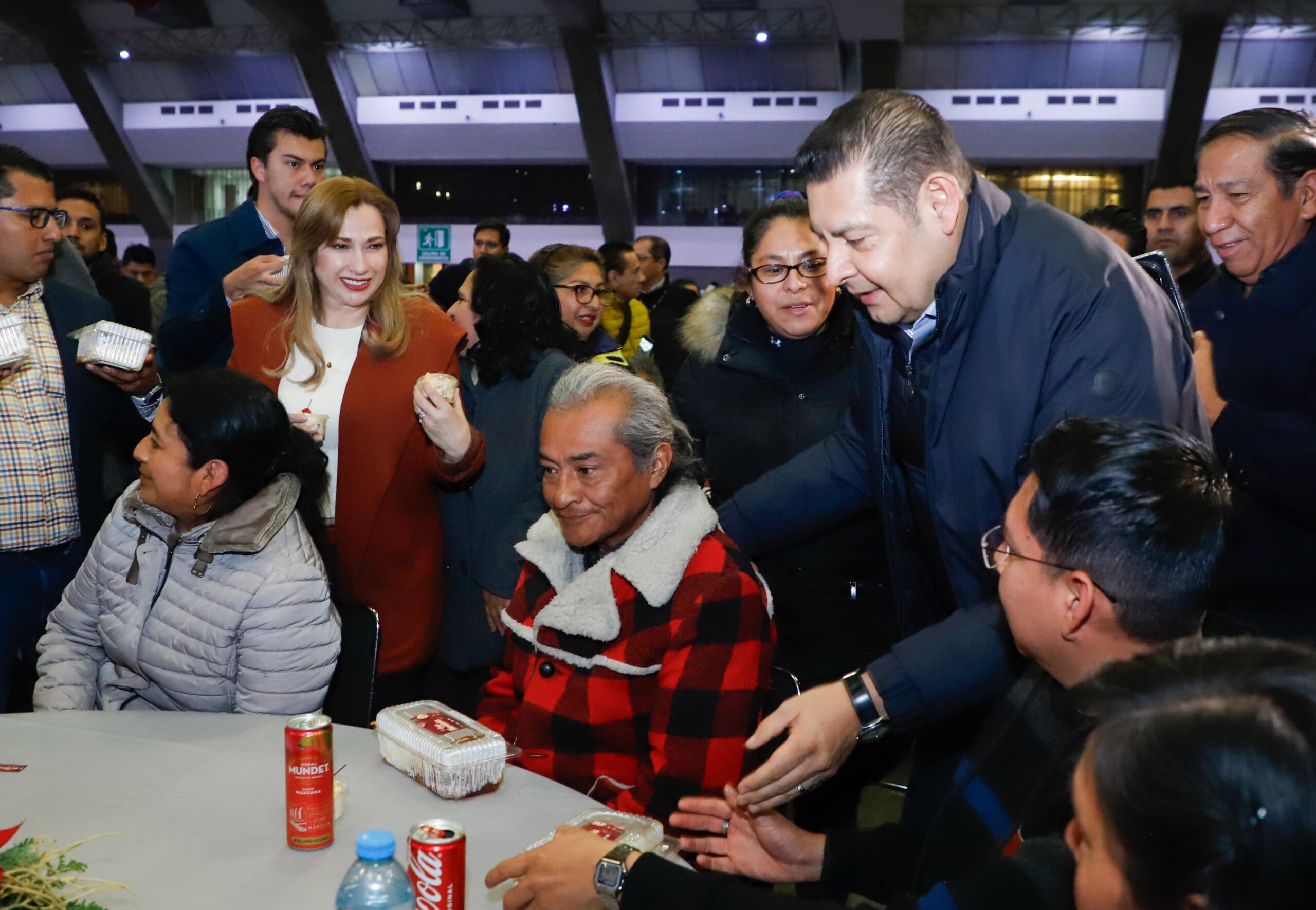 El mandatario atendió a los invitados