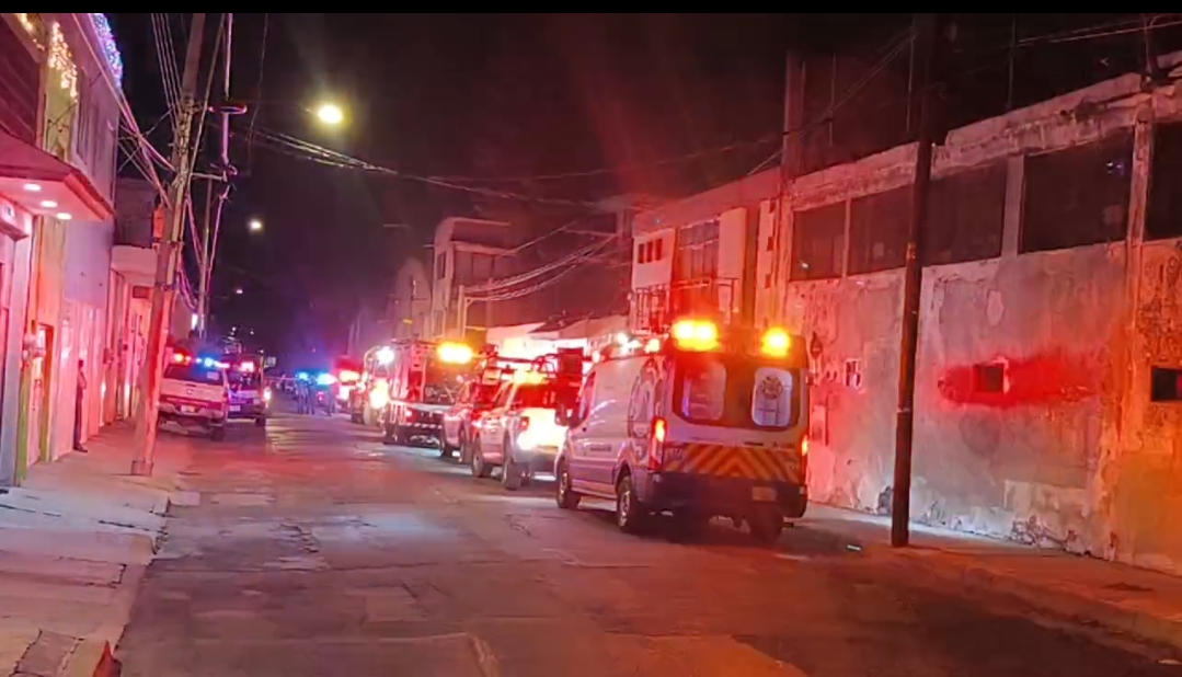 En toda la calle se encuentran casonas abandonadas