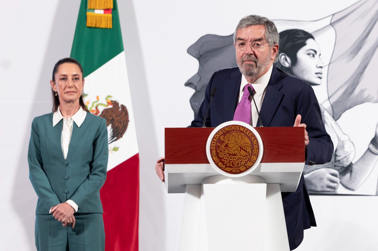 Brinda México respaldo a los paisanos