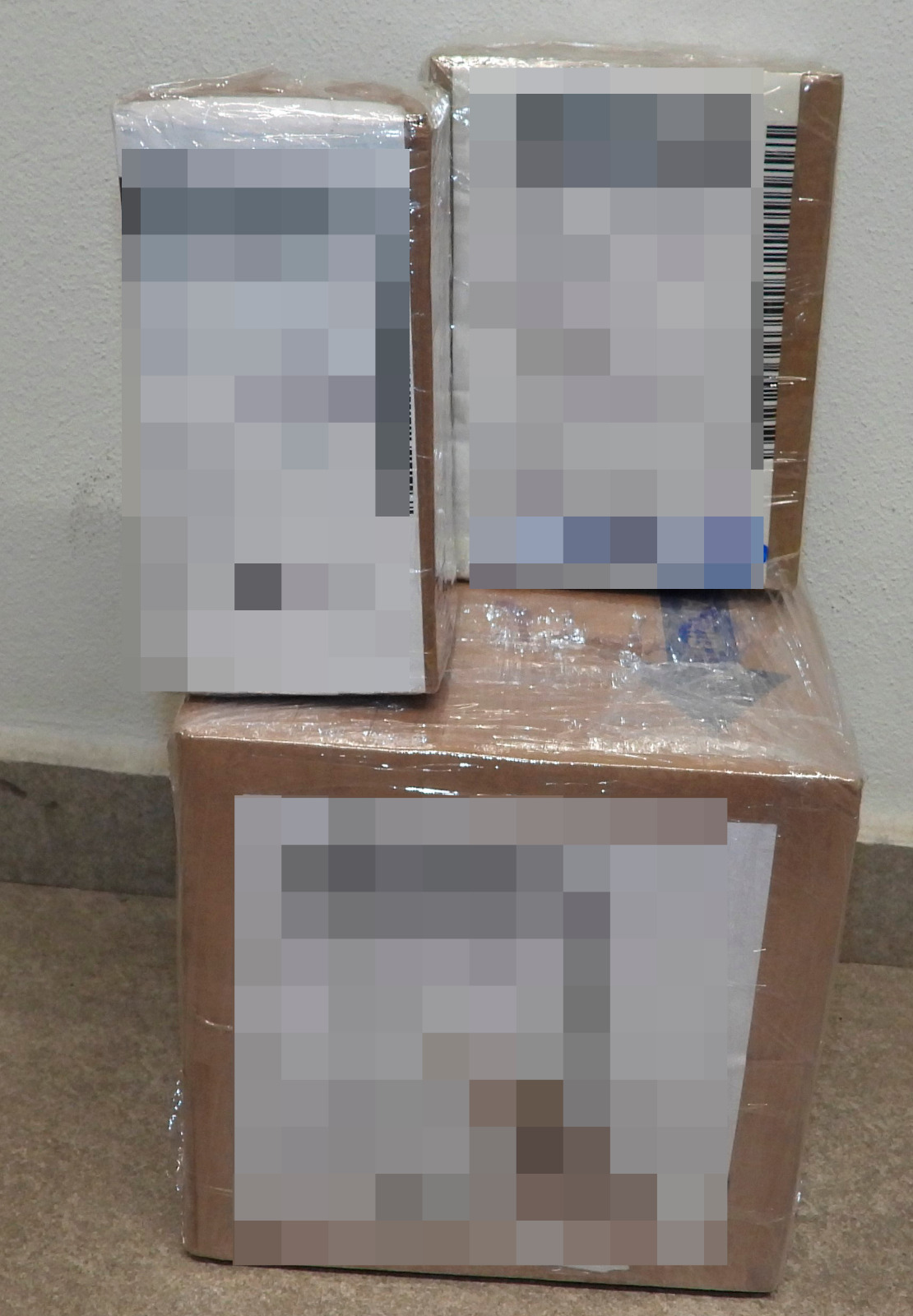 Tres paquetes de presunta droga