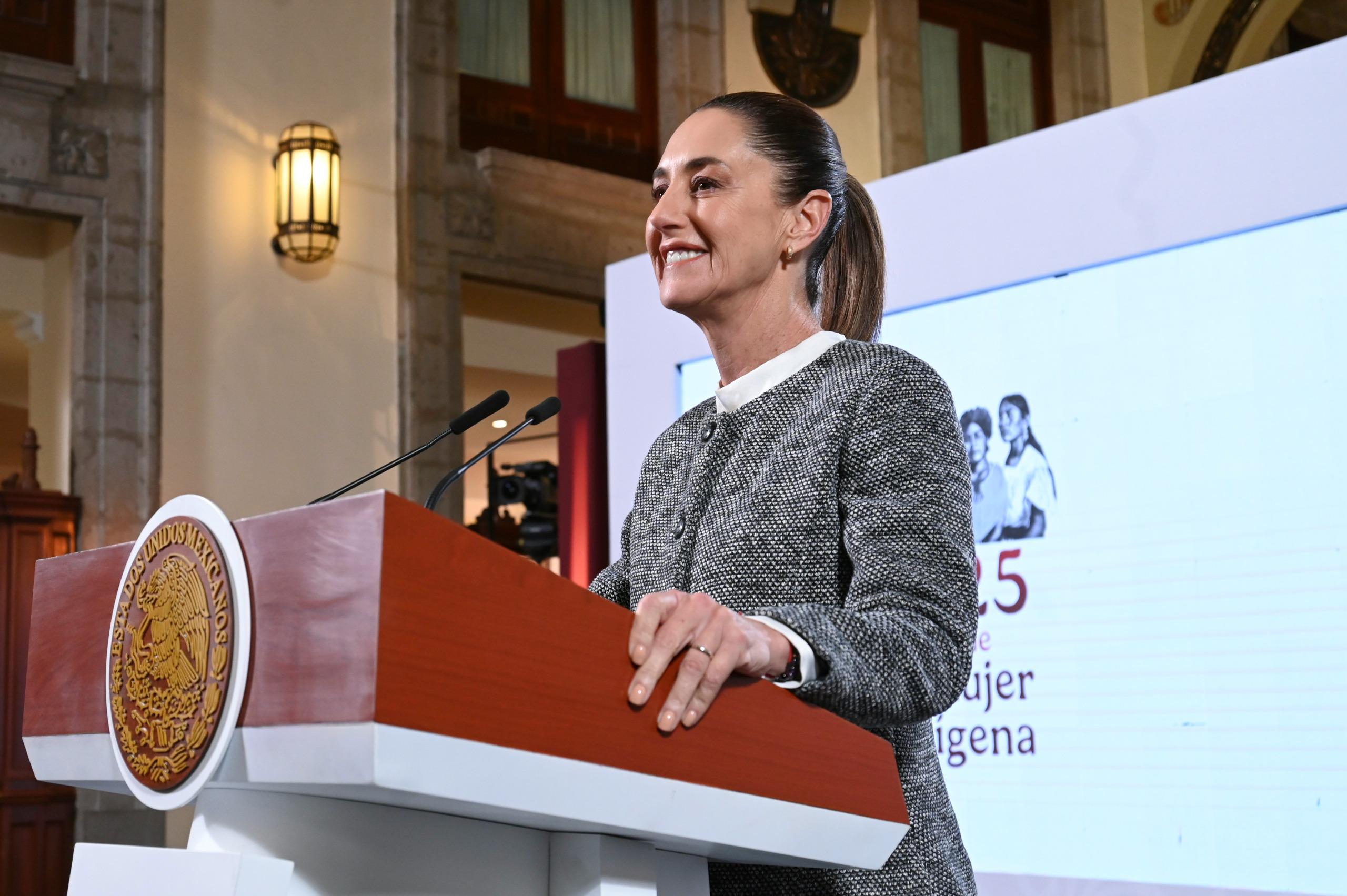Presidenta Claudia Sheinbaum en la mañanera de este lunes