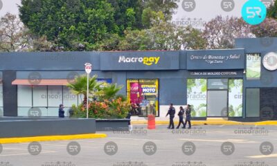 Cristalazo en Plaza Dorada: roban tienda de celulares