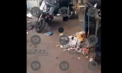 Captan a oficiales de tránsito de Tecamachalco robando gasolina de unidades oficiales