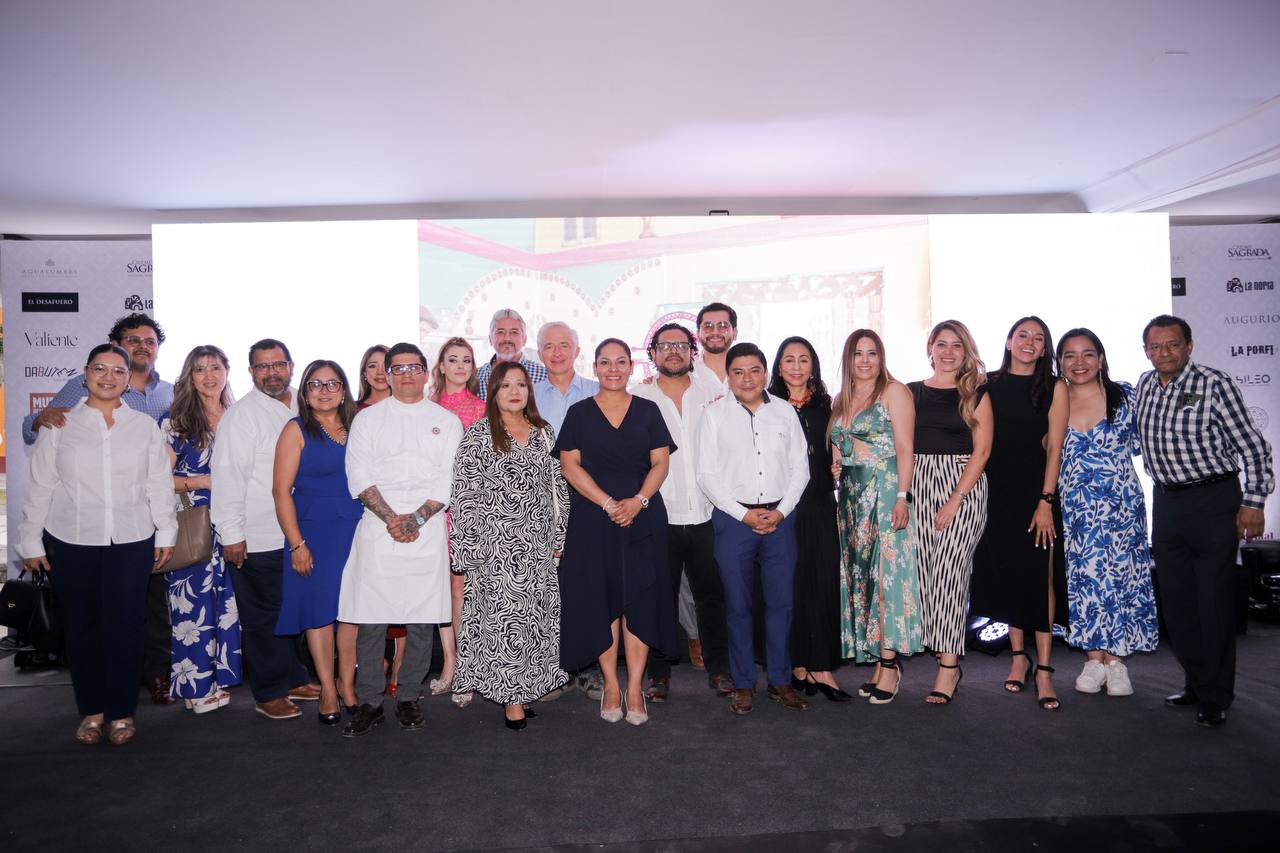San Andrés Cholula celebra su riqueza gastronómica con mole