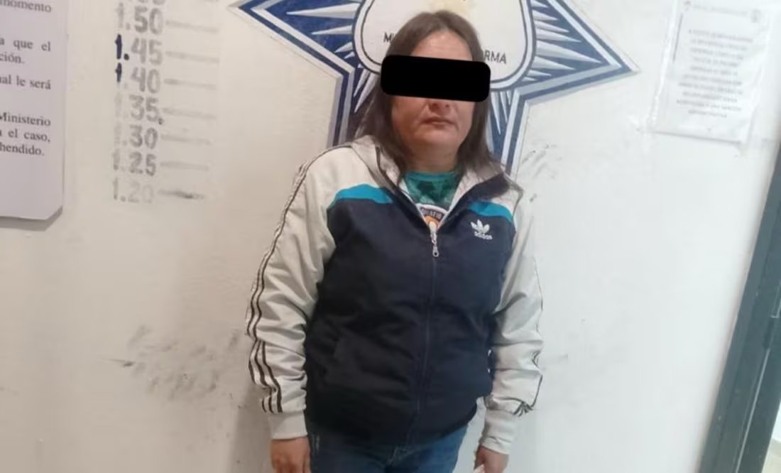 Detienen a mujer que arrastró a un perrito con su auto en Hidalgo