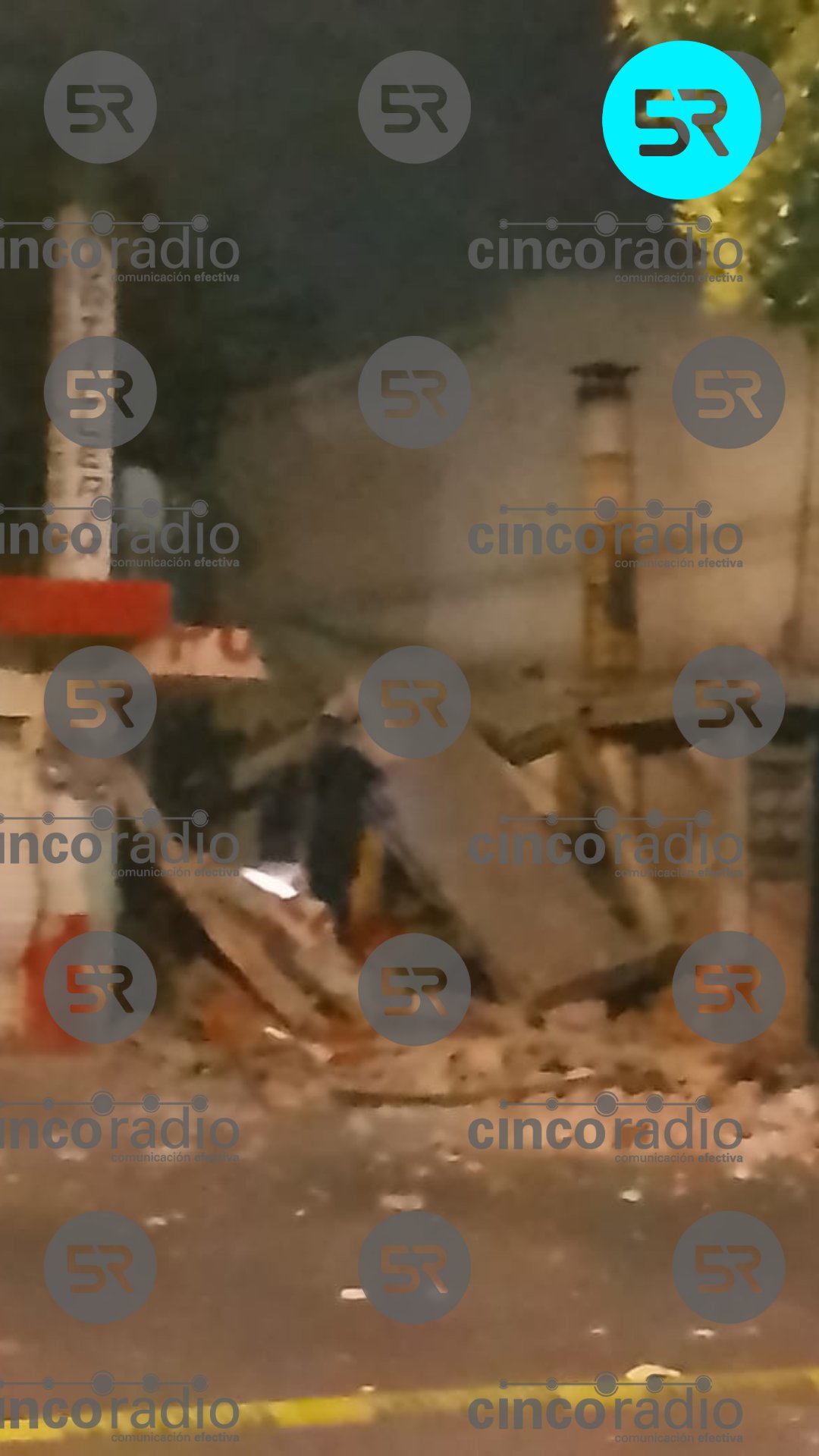 Se registró la explosión de un tanque de gas en un negocio ubicado en San Bernabé Temoxtitla, Santa Clara Ocoyucan.