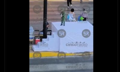 Niño vestido de militar sueña con unirse a las Fuerzas Armadas