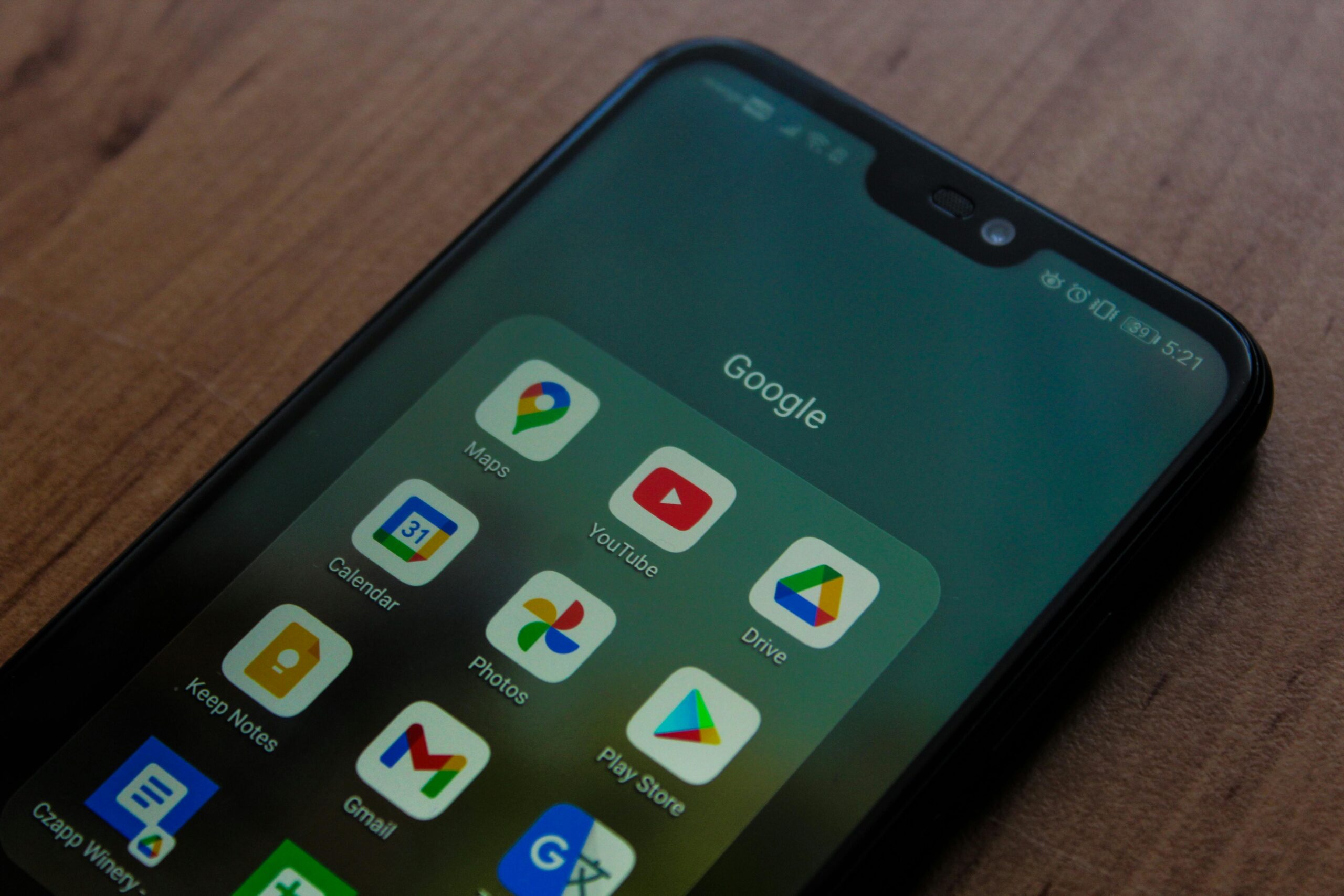 Google Fotos añade edición con IA en su décimo aniversario