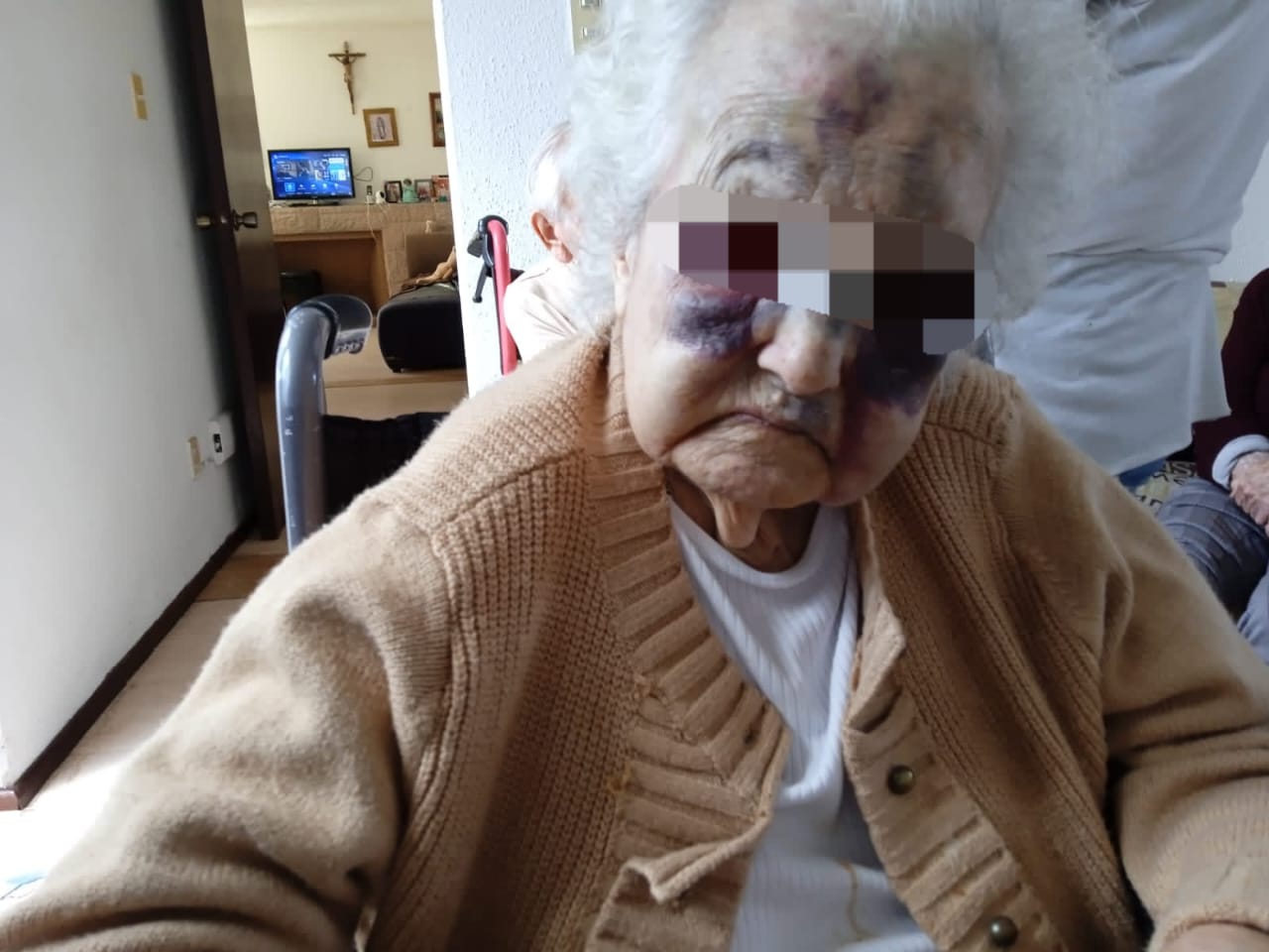 Familiares acusan negligencia, mala alimentación y restricciones en visitas; exigen intervención de autoridades.