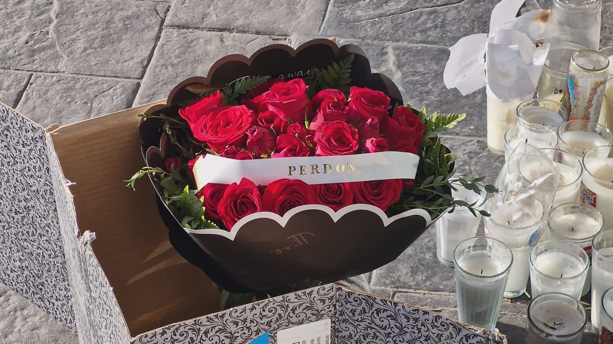 Rosas con mensaje de “Perdón” llegan al negocio de Valeria
