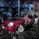 Incendio en taller mecánico de Teziutlán daña 5 vehículos