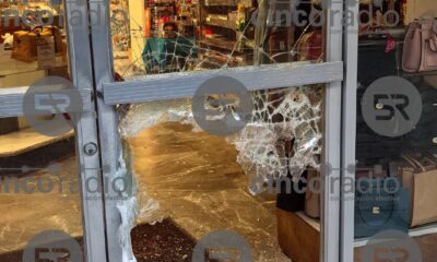 Cristalazo en Sanborns del Centro Histórico de Puebla