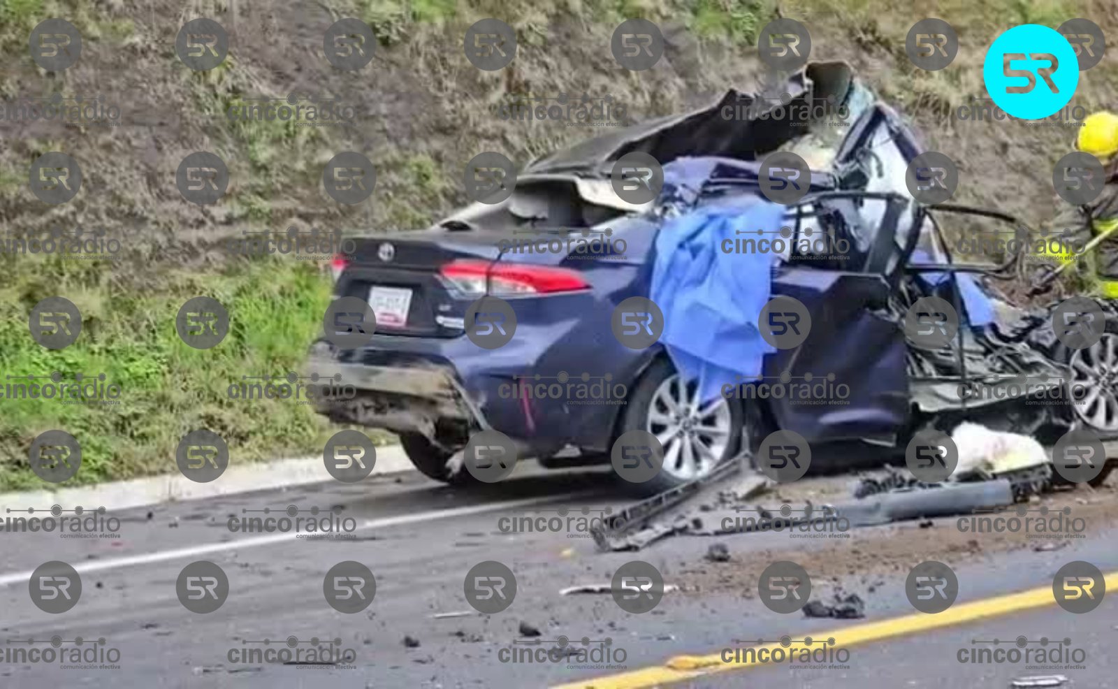 Grave accidente en la autopista Siglo XXI deja cinco personas sin vida