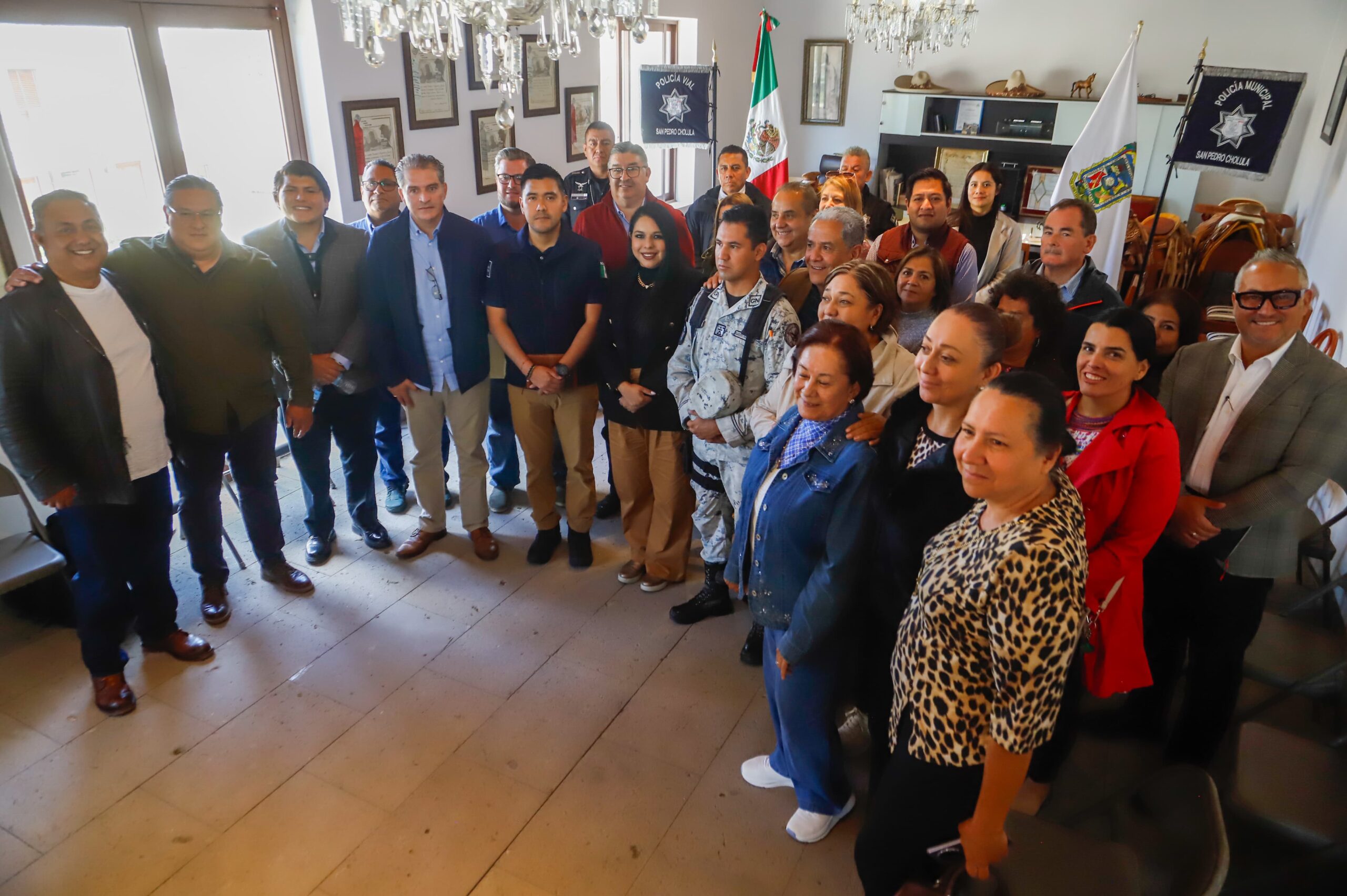 Gobierno y vecinos refuerzan seguridad en Zerezotla