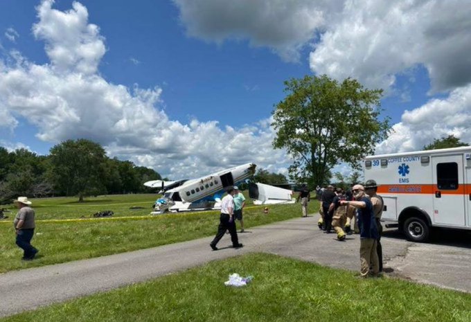 Se estrella avión con 20 personas a bordo en Tennessee; hay varios heridos