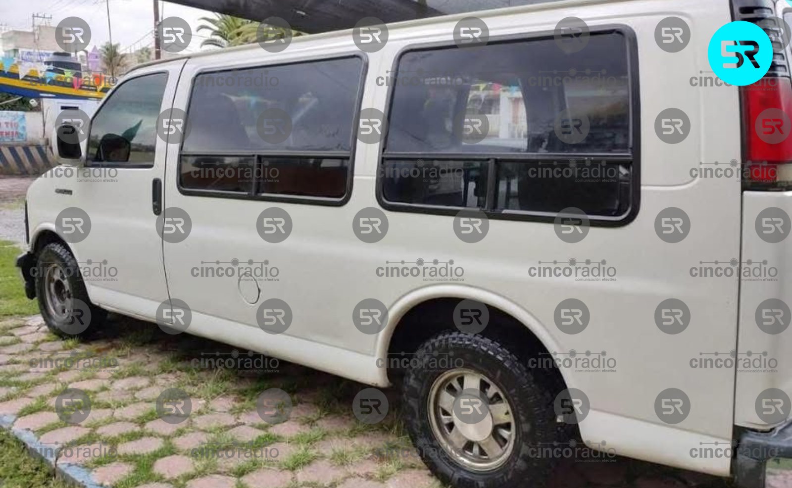 Roban camioneta del Grupo Jalado en San Pedro Cholula