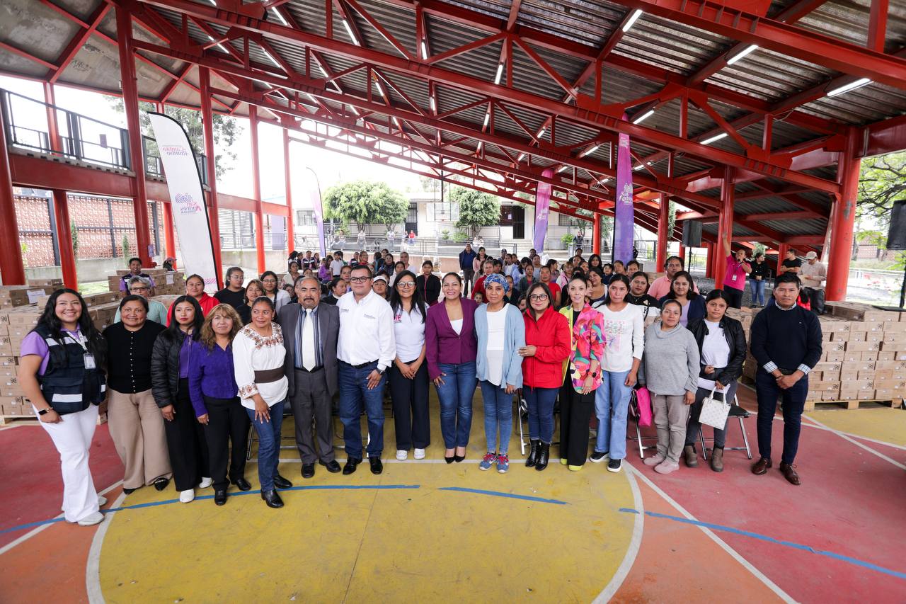 El gobierno de Lupita Cuautle impulsa la nutrición infantil con apoyos alimentarios en escuelas y comedores de San Andrés Cholula.