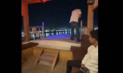 Una joven causó furor en redes al compartir su reacción ante un pensamiento intrusivo mientras paseaba en un yate con amigos por el río Nilo. Video viral.