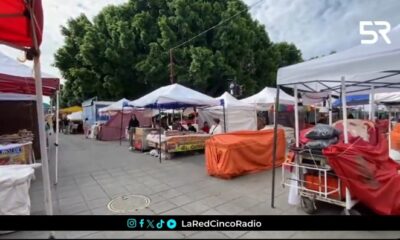 Con motivo de la feria patronal en honor a la Virgen del Carmen, varias calles del Centro están cerradas. Emma Itzael celebró vestida para la ocasión.