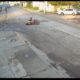 Perro derriba a motociclista en Uruapan y huye del lugar