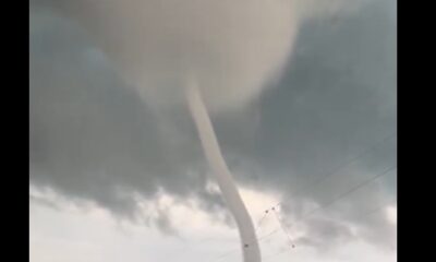 El fenómeno tocó tierra en Gary el 28 de junio; el vórtice bien definido fue captado en video, acompañado de tormentas eléctricas y riesgo de granizo.