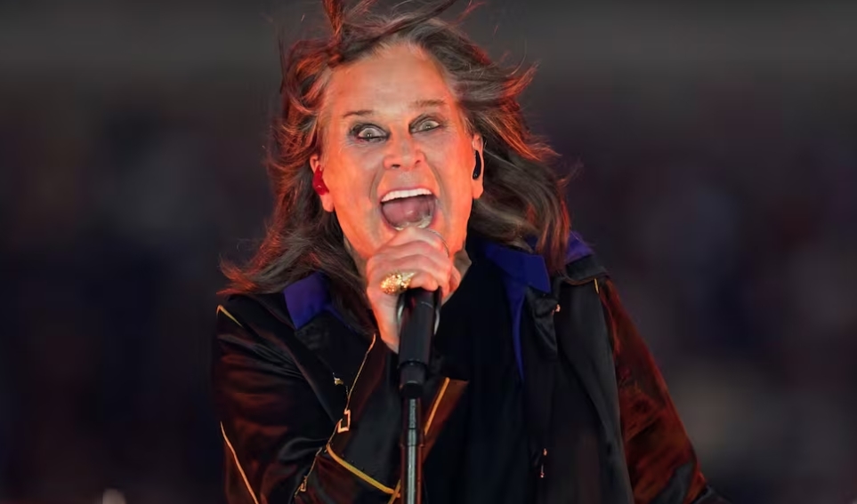 Ozzy Osbourne, pionero del heavy metal con Black Sabbath, falleció a los 76 años días después de su último concierto.