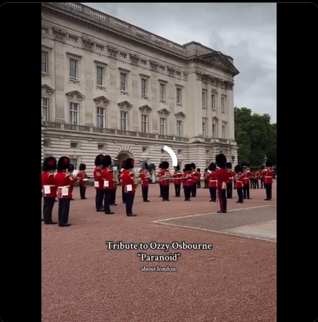 La banda Coldstream Guards tocó “Paranoid” durante el cambio de guardia en honor a Ozzy Osbourne, quien falleció el pasado 22 de julio.