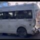 Accidente en Calzada Ignacio Zaragoza deja varios heridos tras choque de camioneta sin frenos contra unidad de la ruta 28. Ya reciben atención médica.